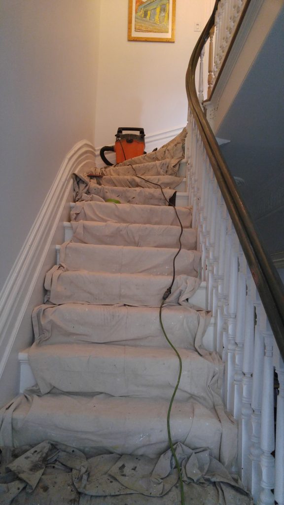 peinture cage d'escalier